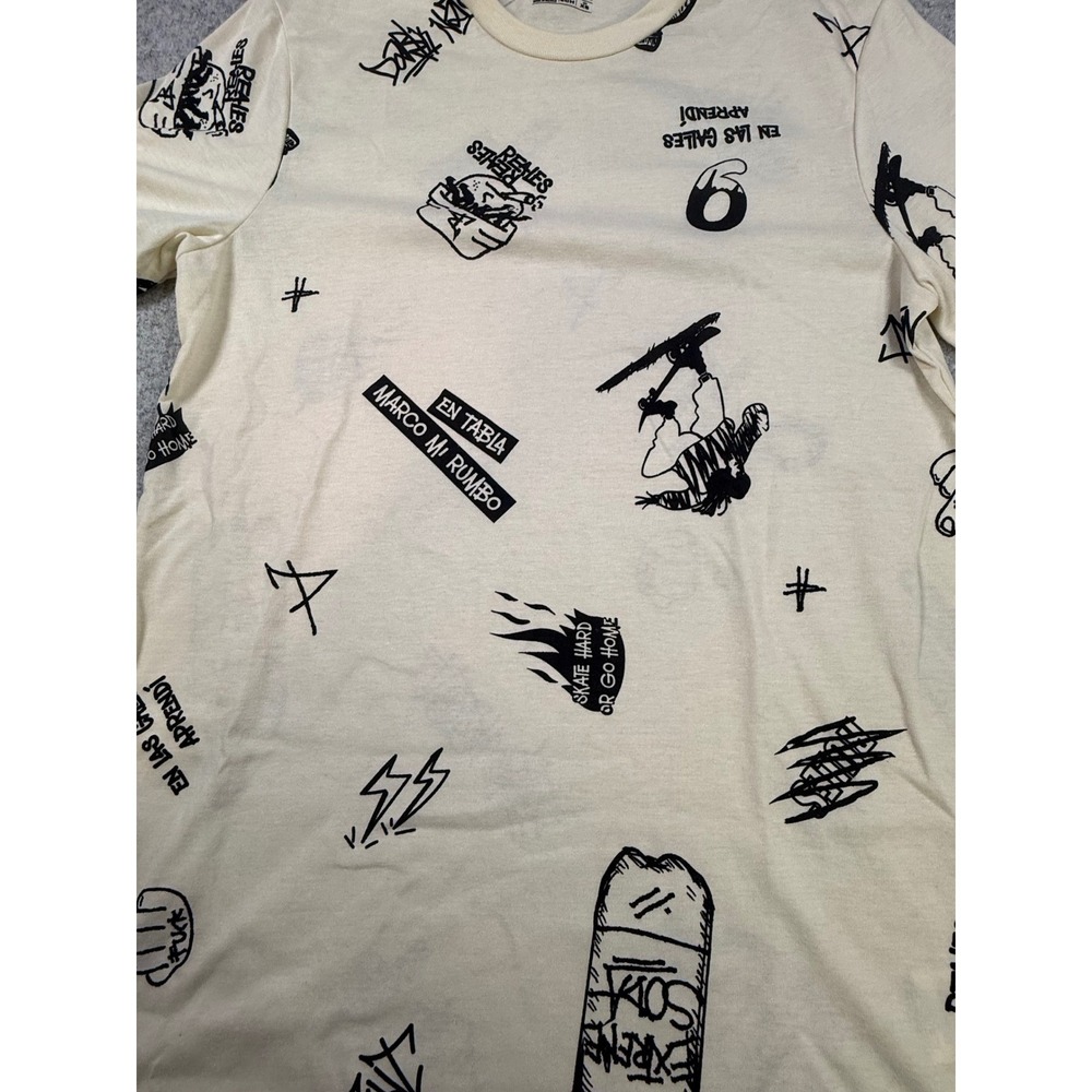 Cuidado Con El‎ Perro Mens XS Graphic T-Shirt Cream Skate Streetwear New Tag